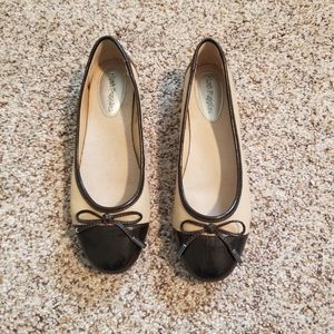Hush Puppies Flats